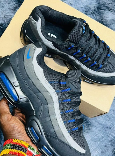 Men's sneakers