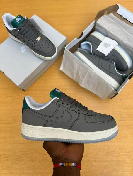 Air Nike In Colors