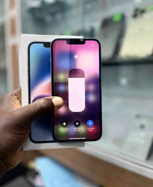 iPhone 14