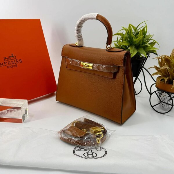 HERMÈS BAG