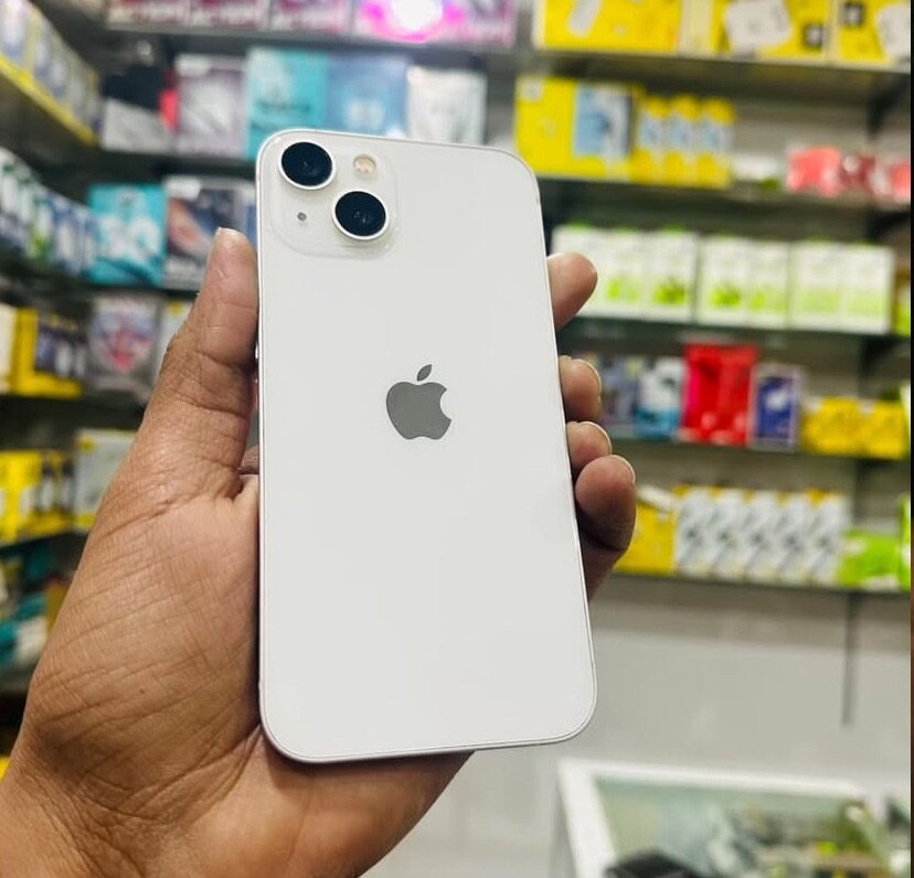 iPhone 13