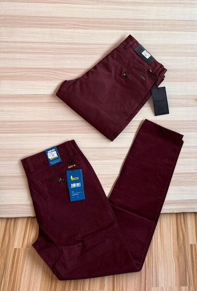 Zara Kakhi trousers