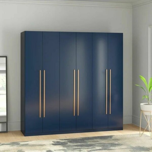 Wardrobe closet