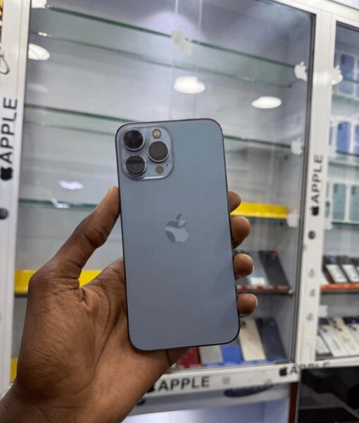 iPhone 13 Pro Max Apple