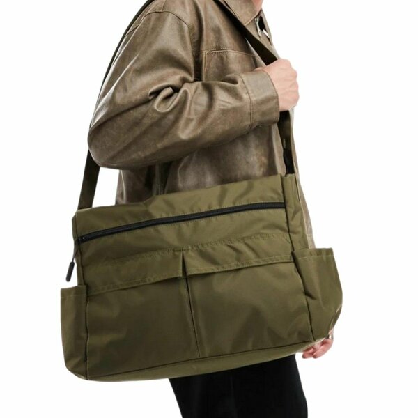 Sac bandoulière pratique polyvalent