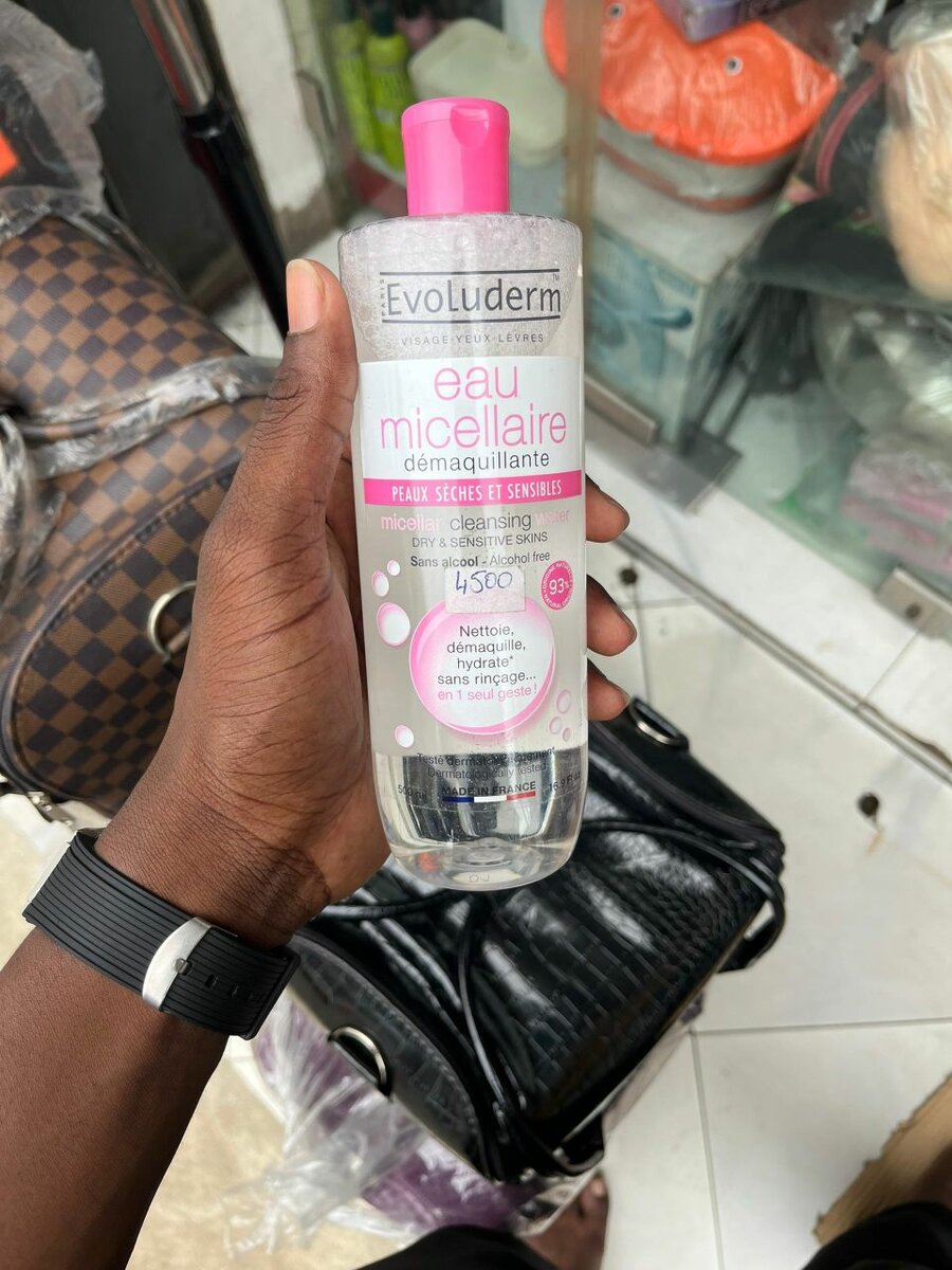 Eau Micellaire Démaquillante Evoluderm