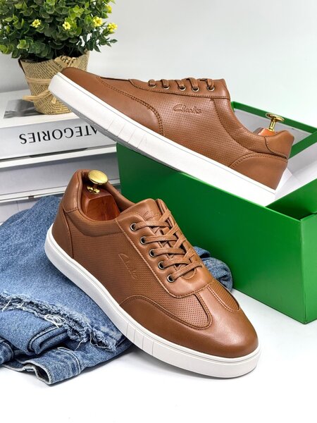 CLARKS ALL BROWN