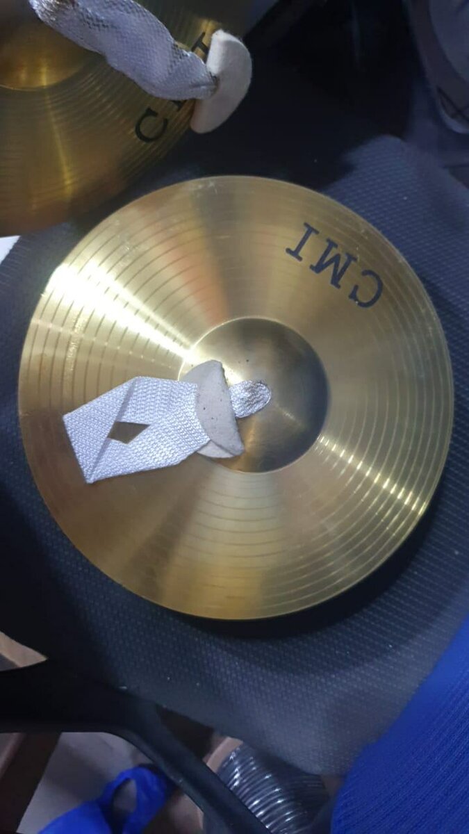 Petite cymbale 10"