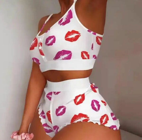 Night wear