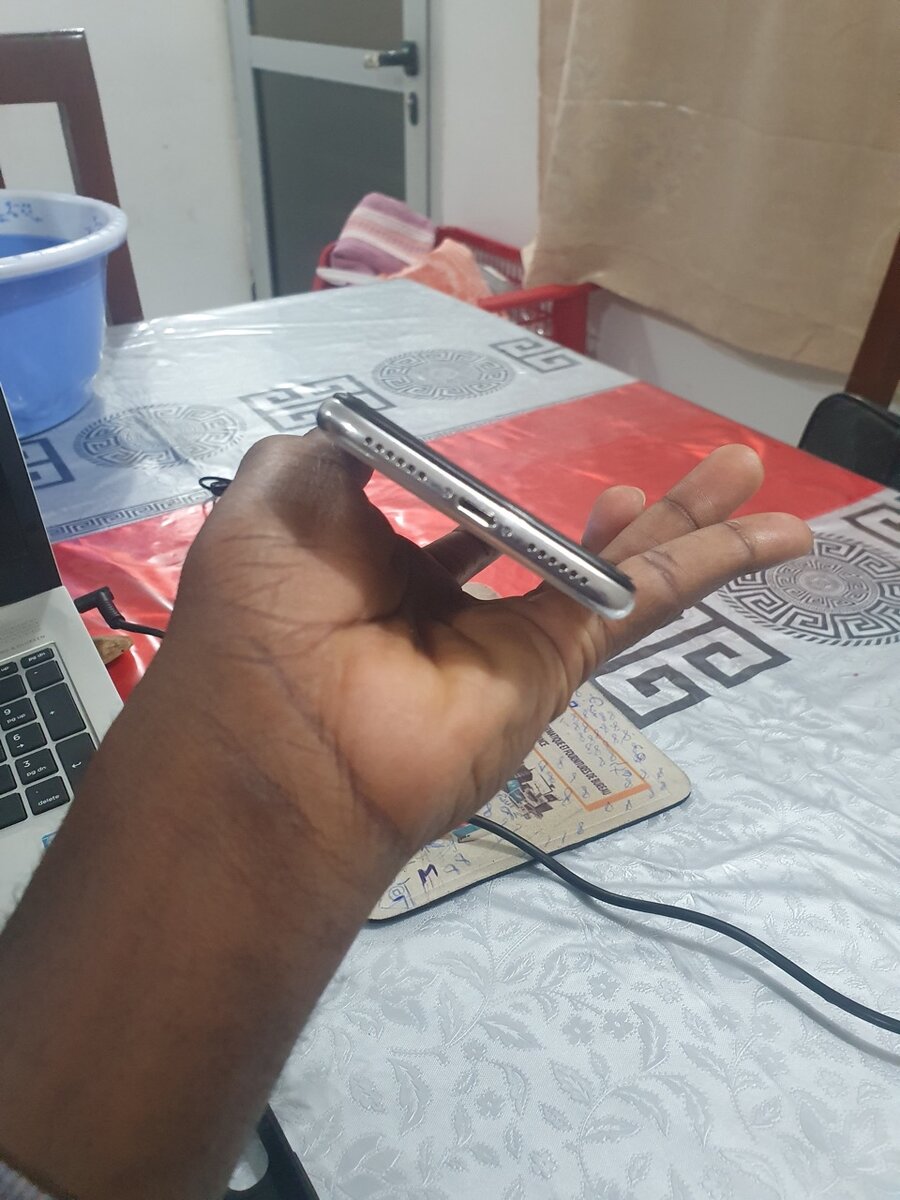 iPhone X 64Go