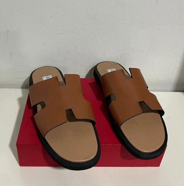 Sandales modèle hermès