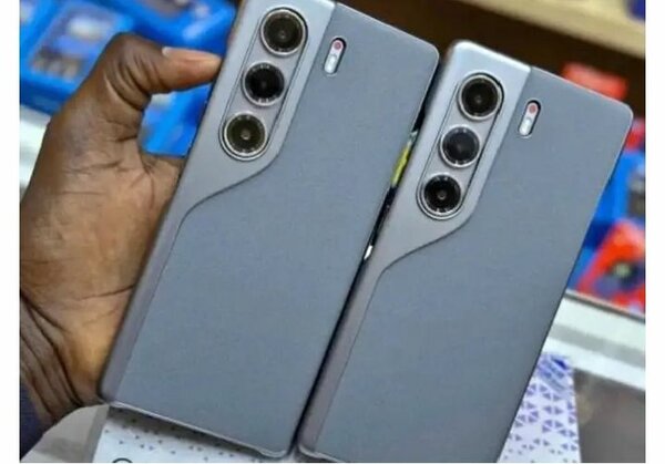 Tecno Camon 40 Pro Smartphone