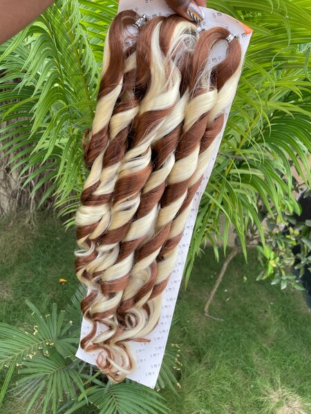 French curly braid