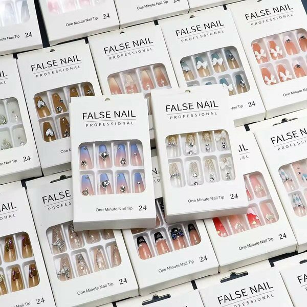 Faux ongles
