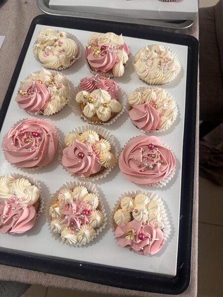 Cup cake (12 pieces)