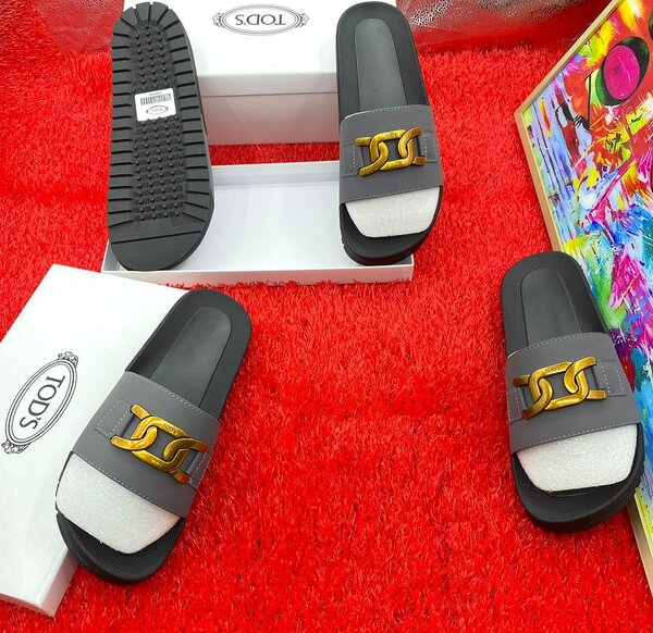 TODS slippers
