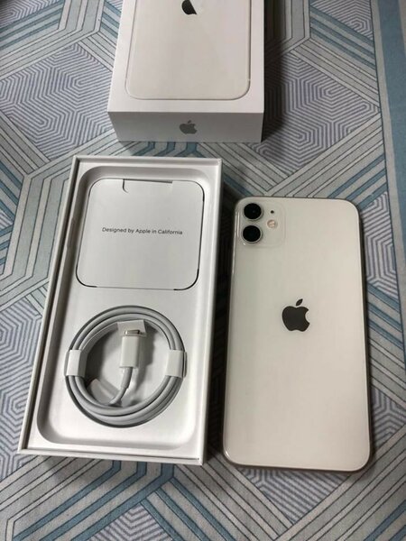 iPhone 11