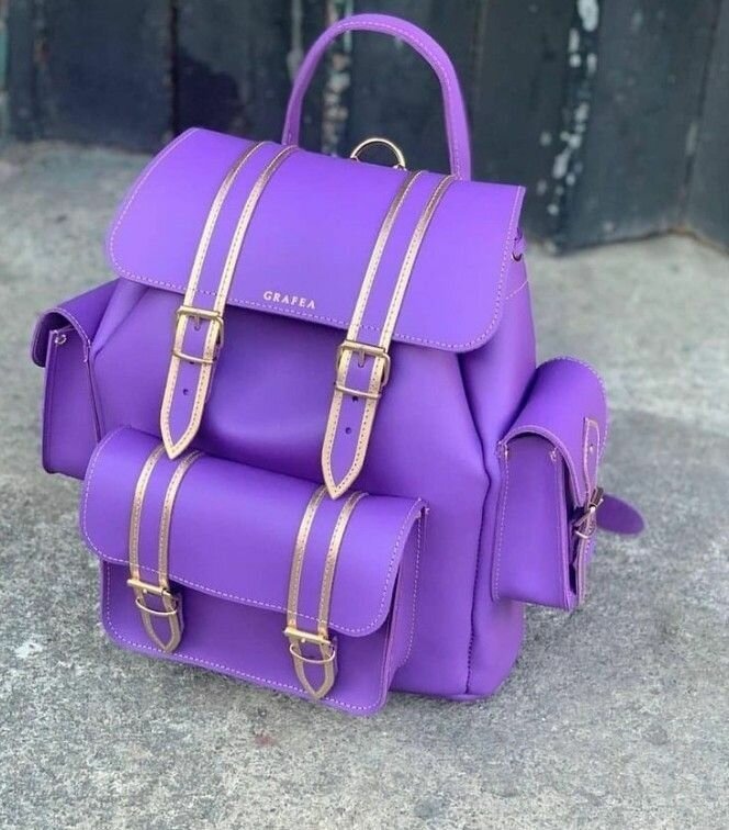 Sac à dos en cuir coloré
