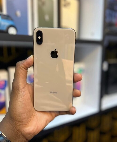 ROGGER IPHONES