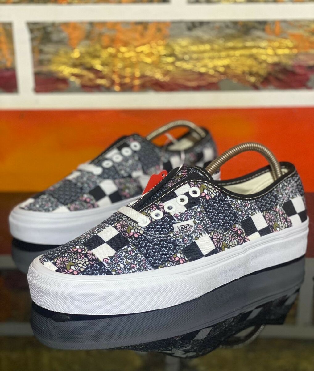 Vans authentic