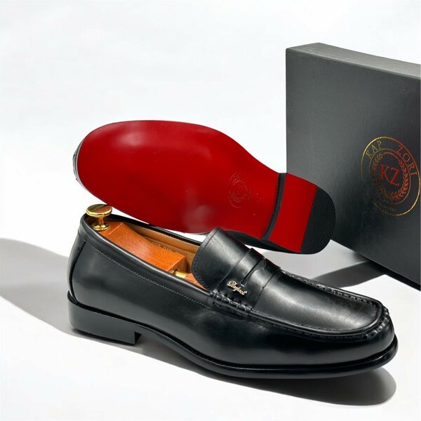 EXECUTIVE SHOES