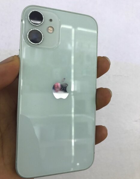 iPhone 12