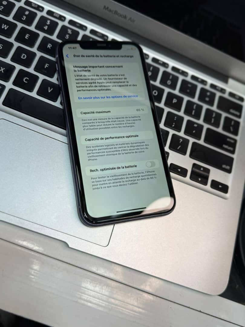 iPhone 11 simple