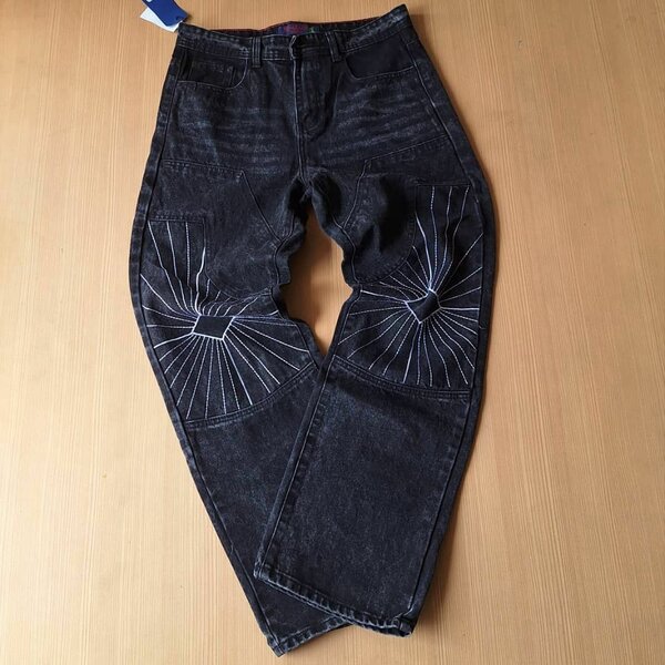 Baggy jeans