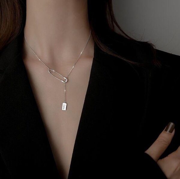 Shiny Butterfly Silver Plated Necklace Ladies Exquisite Doub