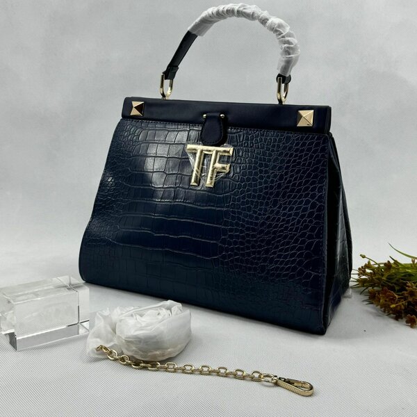 Ladies hand bags