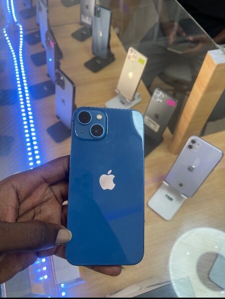 iPhone 13 128 Gig