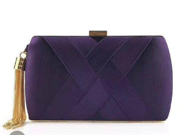 Sac à main élégant violet