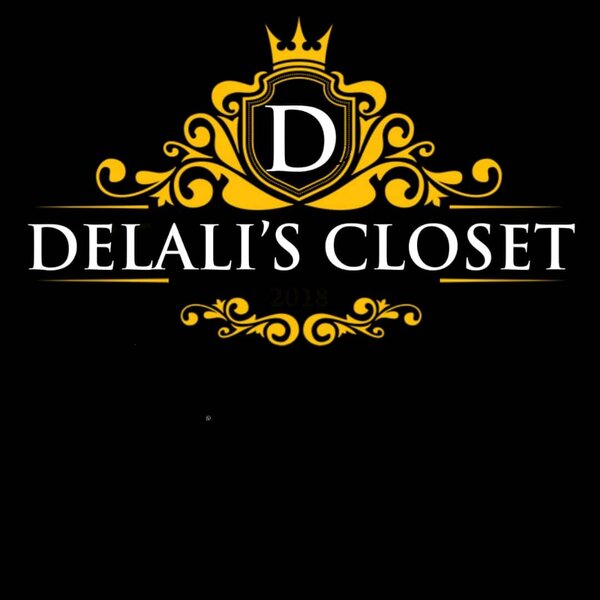Yaadela closet