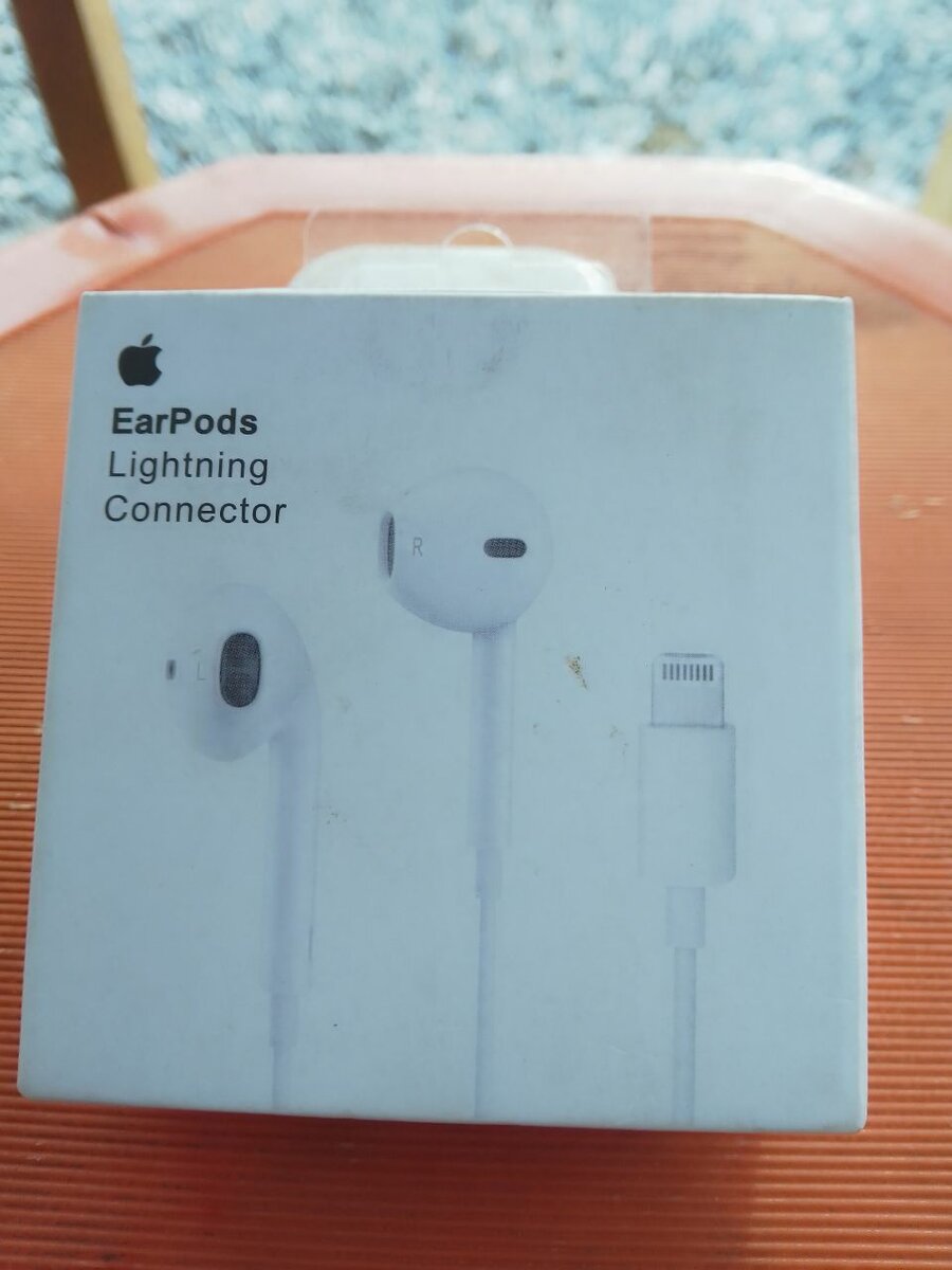 iPhone Earpiece