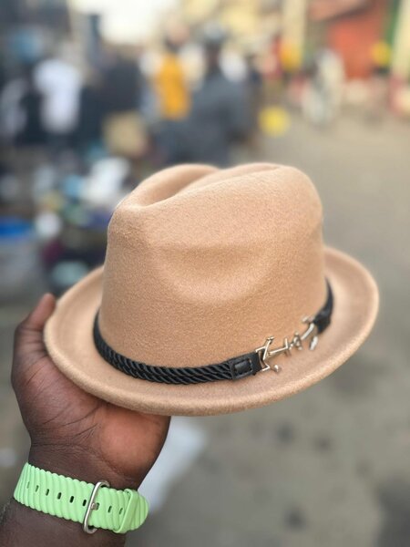 Chapeau neuf