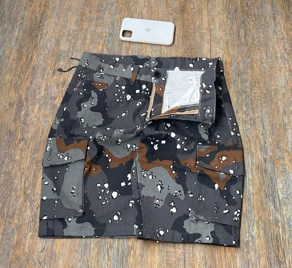 Side Pocket shorts