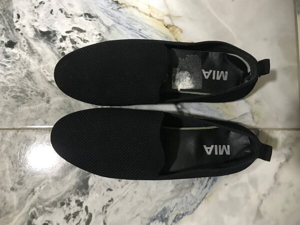 Ladies down shoe