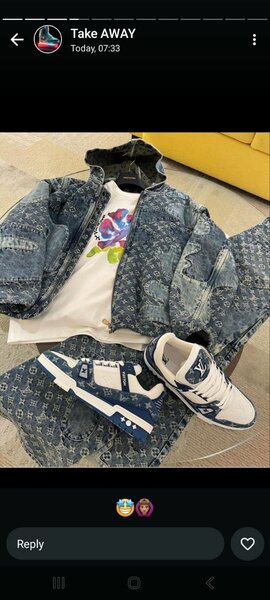Sneakers