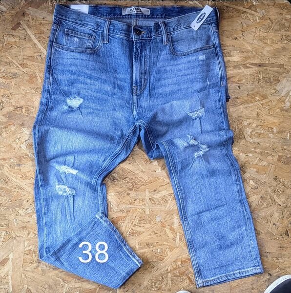 blue ripped jeans