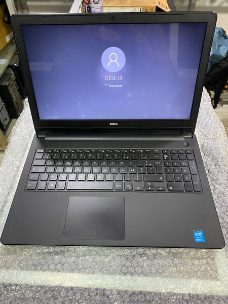 Ordinateur portable Dell I3
