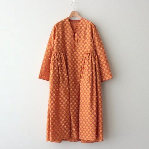 Straight dress