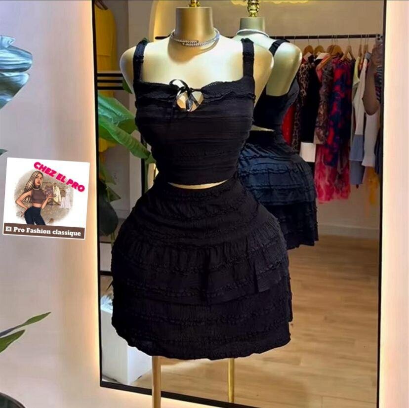 Robe Courte Plissée Chic