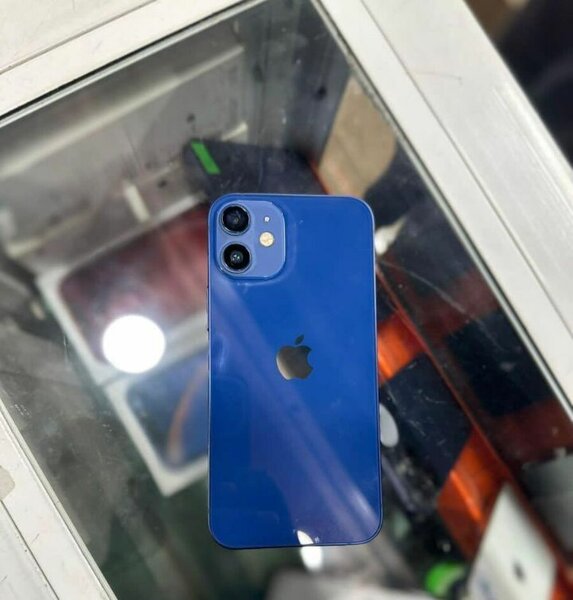 iPhone 12 mini