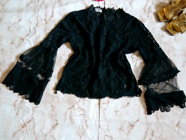 New Black ladies top