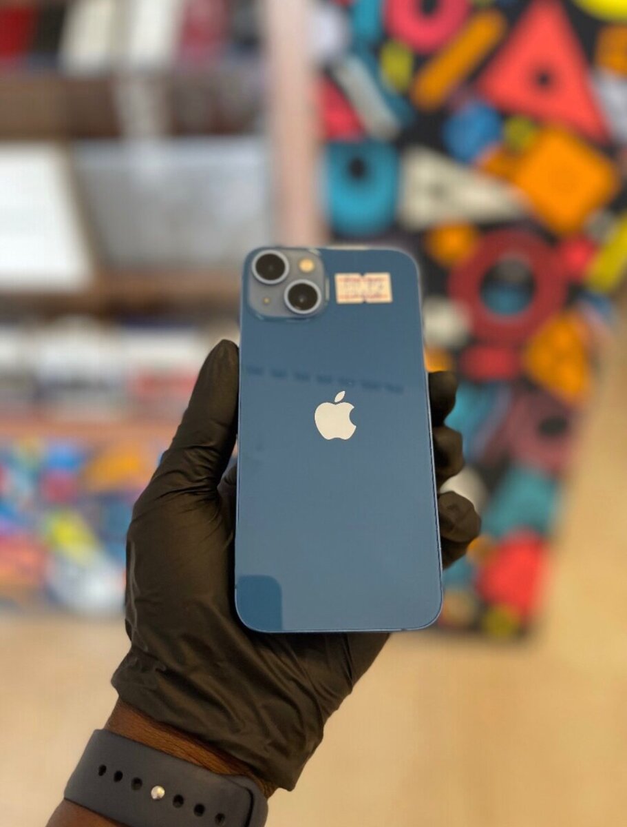iPhone 13
