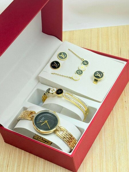 Coffret Montre et Bijoux Élégants