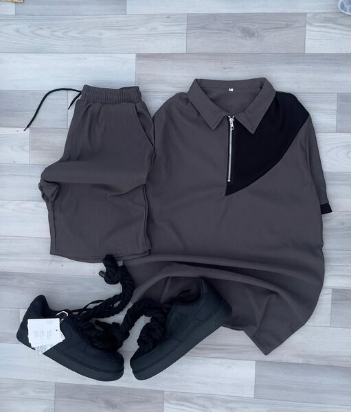 Short complet