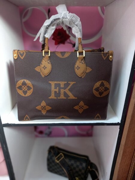 Sizeable Ladies Bag