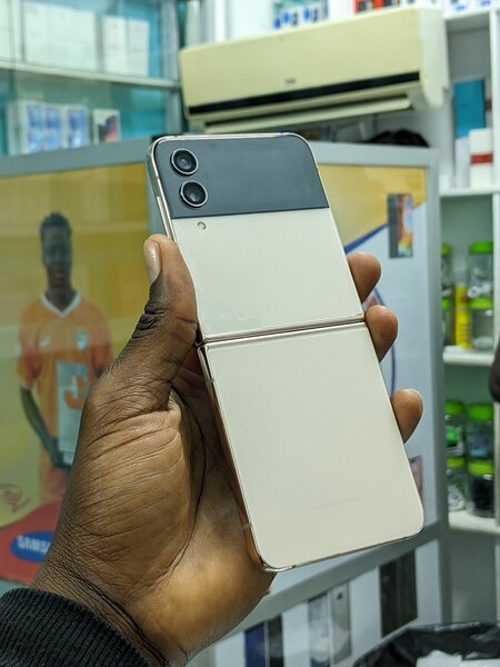 Samsung Zflip 4