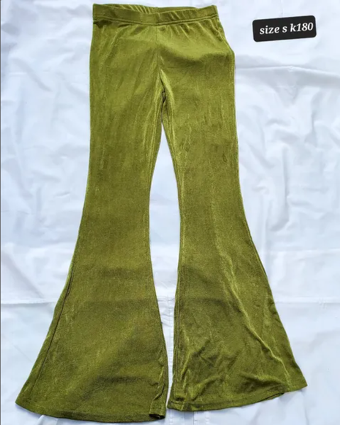 green pants
